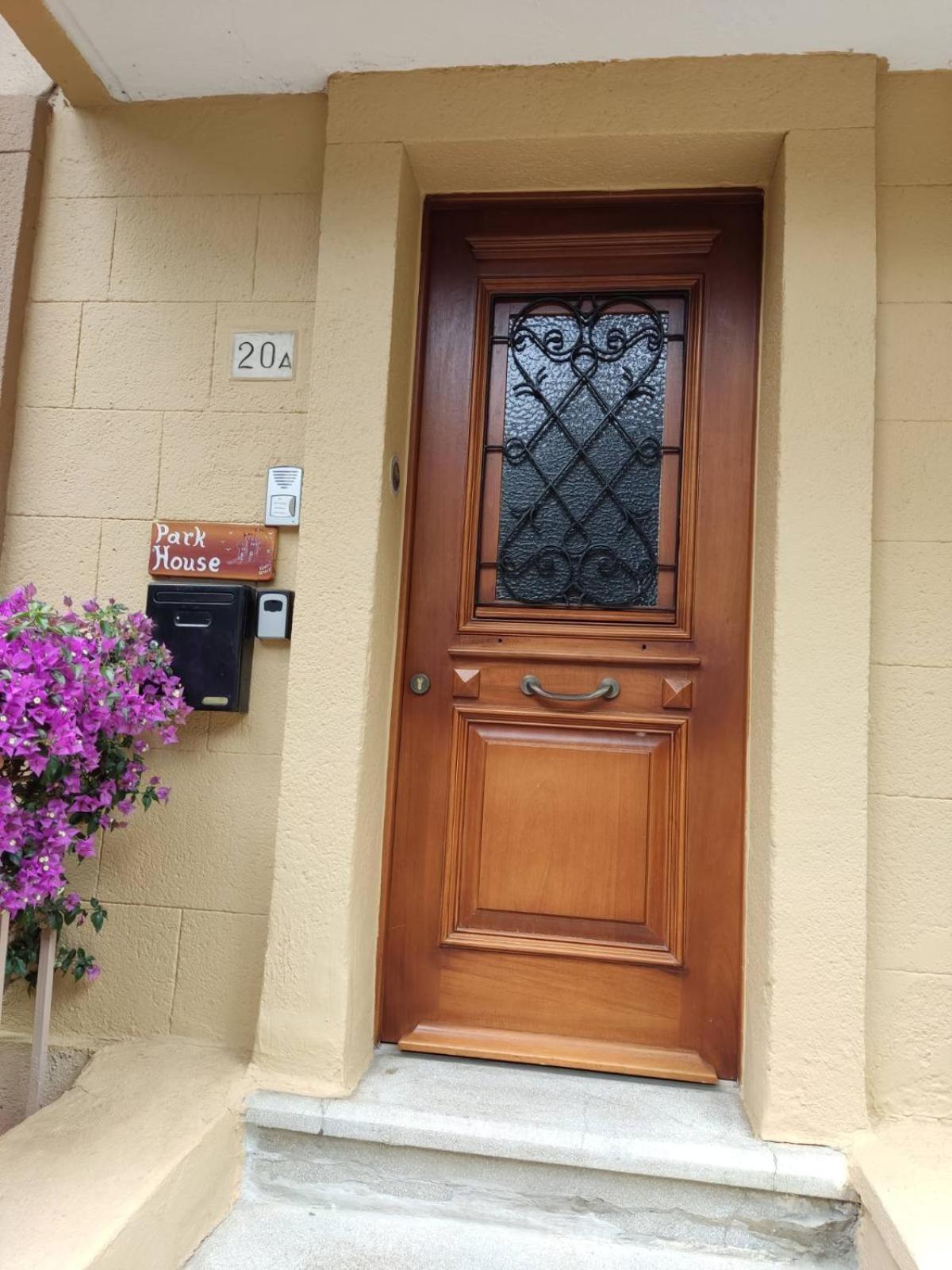 Park House -Beside The Medieval Town Of Rhodes Rhodes City Exterior foto